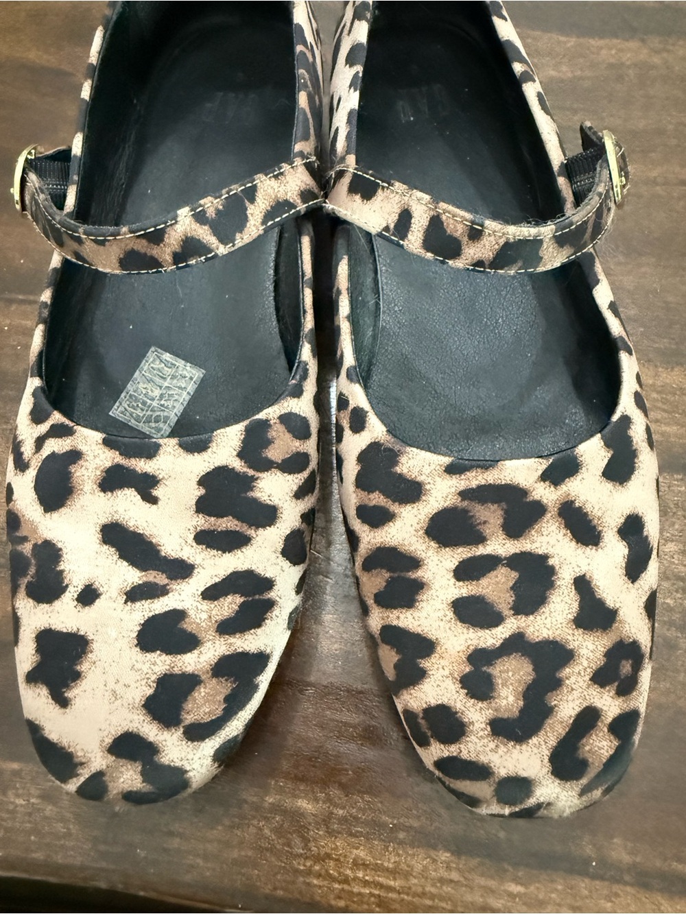 GAP Leopard Print Mary Jane Flats in Tan and Black - Picture 10 of 10